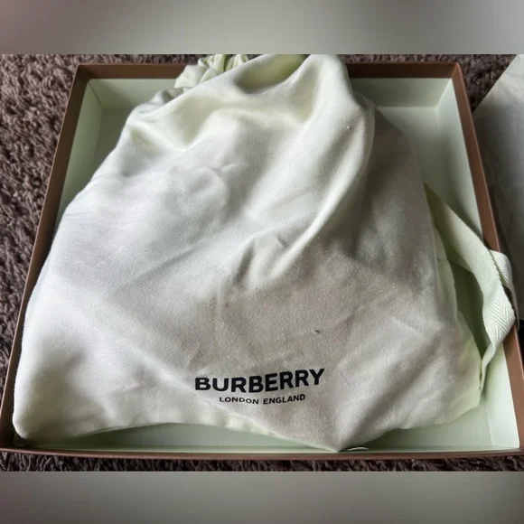 Burberry Leather KIERSTEN Mules - Picture 8 of 10